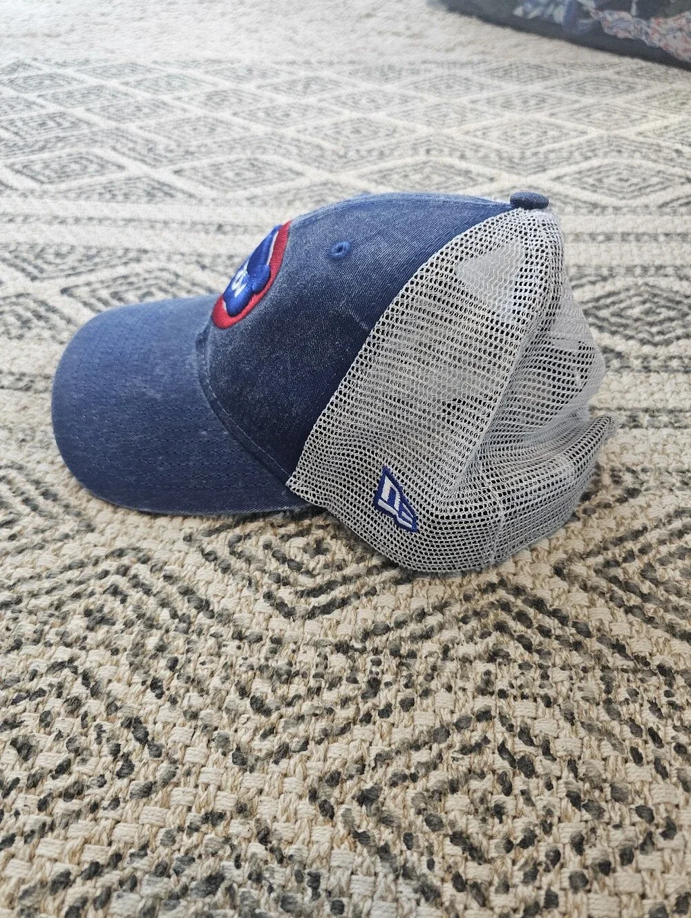 New Era Chicago Cubs trucker hat One Size
